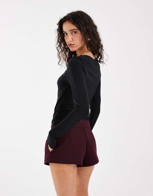 ASOS DESIGN tailored low rise short in burgundy, 5 of 5