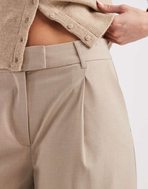 ASOS DESIGN tailored low rise wide leg pants in stone, 4 of 5