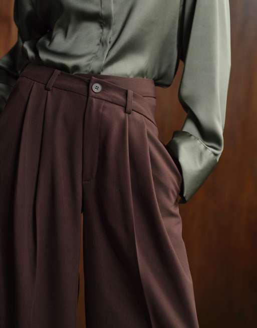 ASOS DESIGN tailored low rise wide leg trousers with asymmetric waistband in chocolate