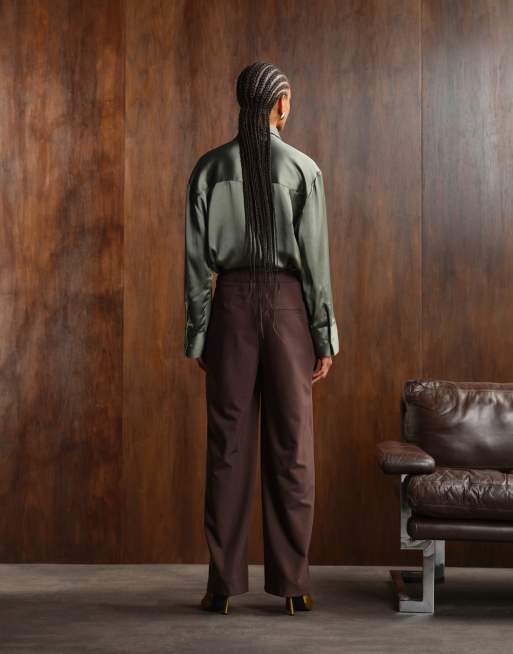 ASOS DESIGN tailored low rise wide leg trousers with asymmetric waistband in chocolate, 4 of 5