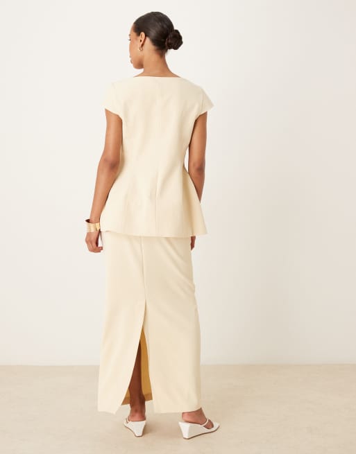 ASOS DESIGN tailored  maxi skirt co-ord in buttermilk, 3 of 5
