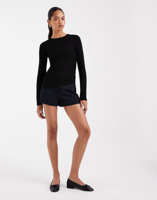 ASOS DESIGN Tailored micro shorts in navy stripe, 2 of 5