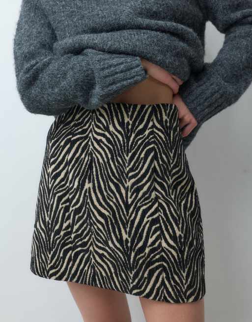 ASOS DESIGN Tailored mini skirt in zebra jacquard, 5 of 5