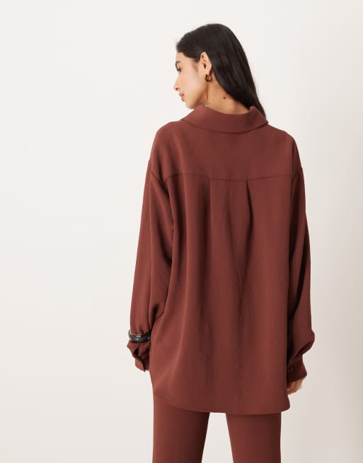 ASOS DESIGN tailored oversized slinky shirt in chestnut (part of a set), 4 of 4