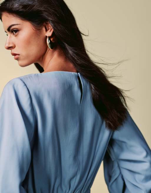 ASOS DESIGN tailored pleat sleeve top co-ord in light blue, 4 of 4