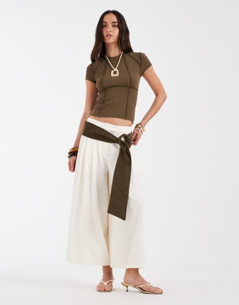 ASOS DESIGN Tailored pleated floaty culotte in cream