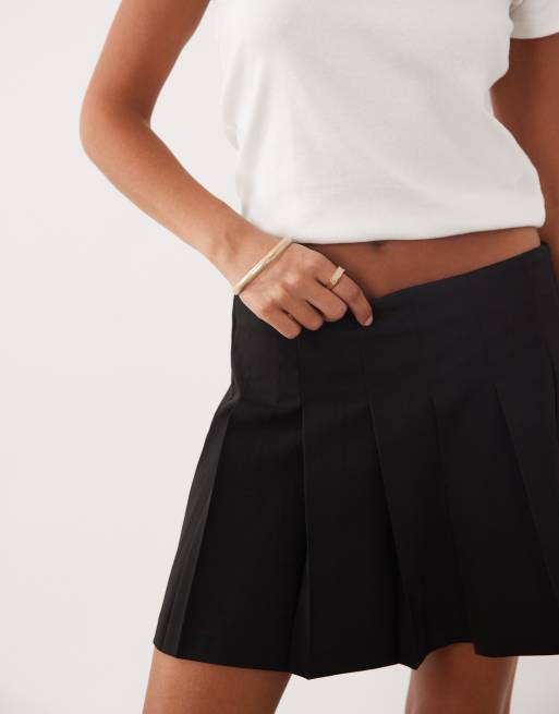 ASOS DESIGN tailored pleated mini skirt in black, 3 of 5