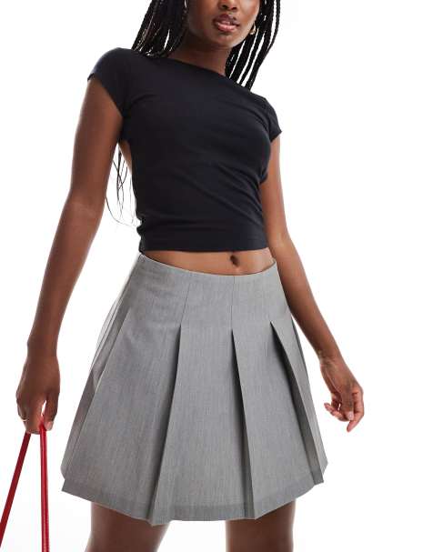 Grey pleated skirt ladies best sale