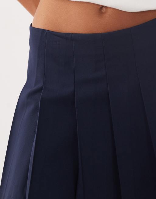 ASOS DESIGN Tailored pleated mini skirt in navy, 4 of 5
