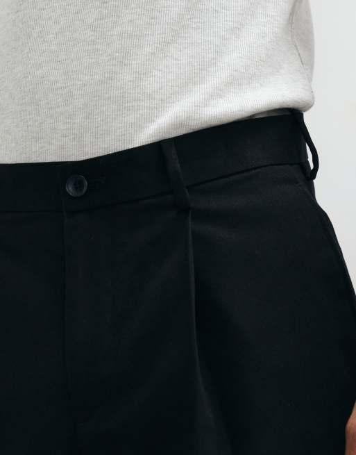 ASOS DESIGN tailored pleated wide leg trousers in black, 2 of 5