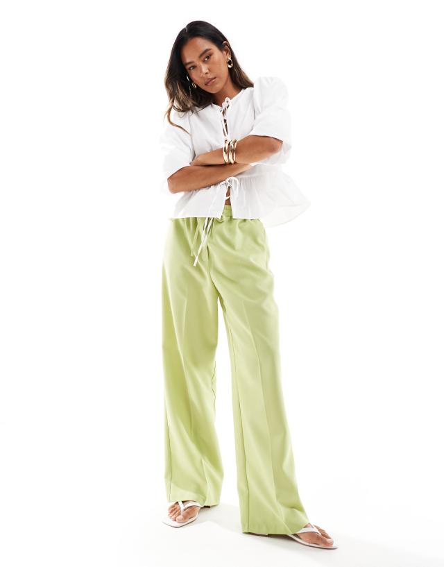 ASOS DESIGN - tailored pull on trouser in light green