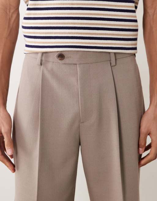 ASOS DESIGN tailored regular shorts with pleats in brown, 4 of 5