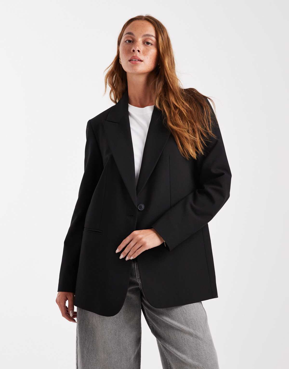 ASOS DESIGN tailored relaxed blazer in black