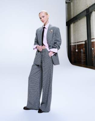 ASOS DESIGN 12590₽