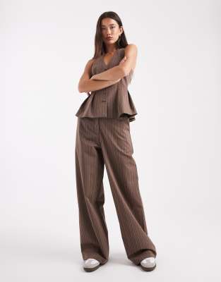 Asos Design Tailored Relaxed Straight Leg Pants In Brown