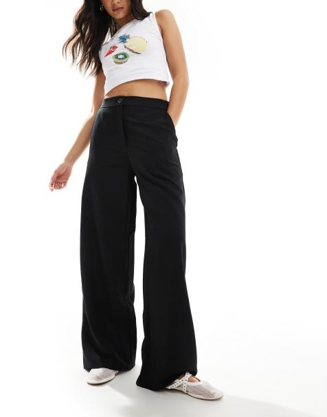 ASOS DESIGN tailored relaxed straight leg trousers in black  - view 1