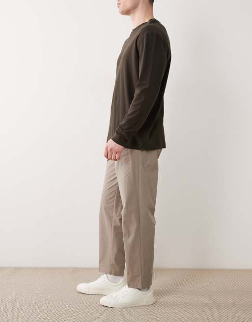 ASOS DESIGN tailored relaxed tapered pants in khaki paper touch tech fabric, 3 of 5