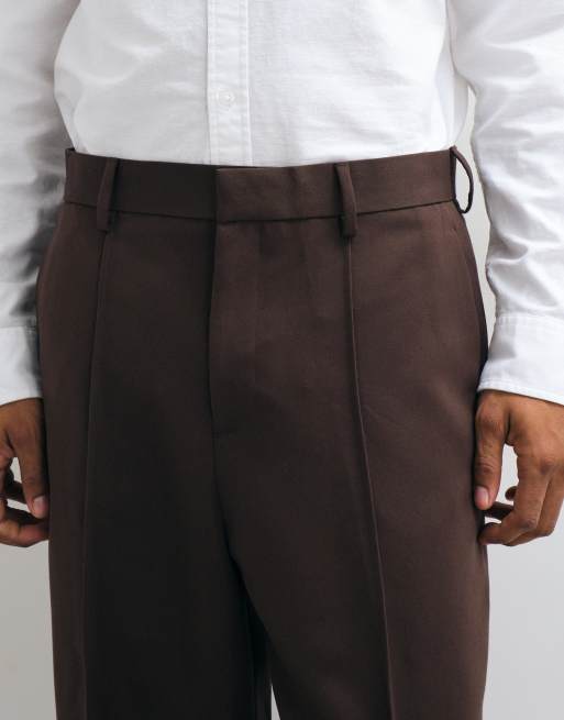 ASOS DESIGN tailored relaxed tapered trousers in brown with pintuck, 4 of 5