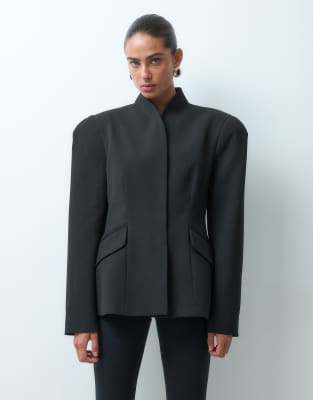 ASOS DESIGN Tailored sculpted shoulder moulded waist blazer in black | ASOS