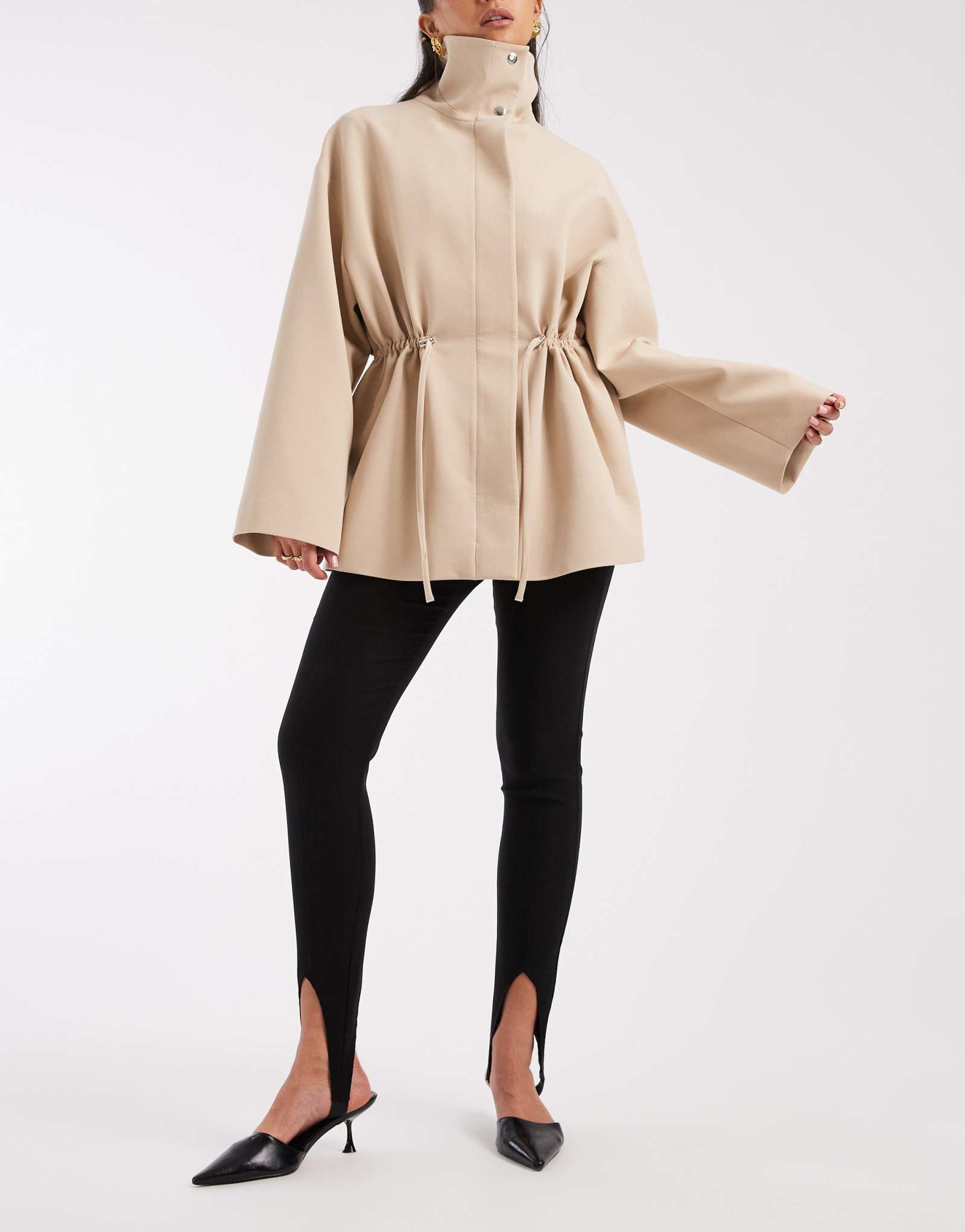 Приталенные бриджи с прямыми штанинами от ASOS DESIGN черного цвета