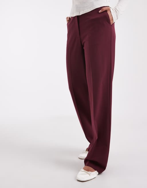 ASOS DESIGN Tailored slim straight trousers in burgundy, 3 of 5