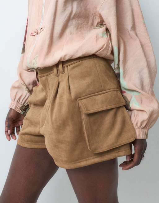 ASOS DESIGN Tailored suedette utility shorts in tan, 5 of 9