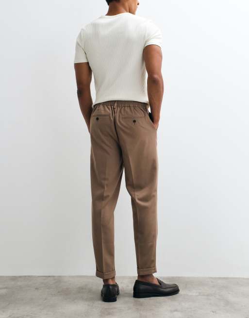 ASOS DESIGN tailored tapered pants in brown with elasticated waist and turnup, 3 of 5
