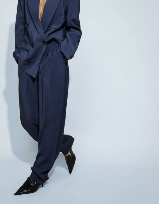 ASOS DESIGN Tailored tapered soft suit trouser in navy, 2 of 9