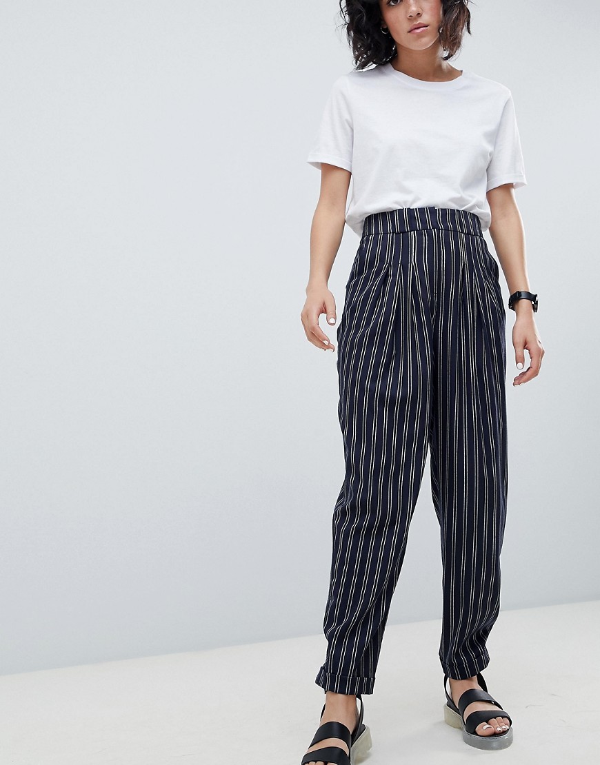 ASOS DESIGN tailored tapered trouser in stripe-Multi