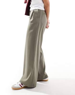 tailored tie waist wide leg pants with pleat detail in brushed khaki-Green