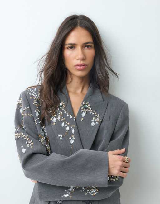 ASOS DESIGN Tailored ultimate fashion double breasted blazer with embellishments in grey, 3 of 5