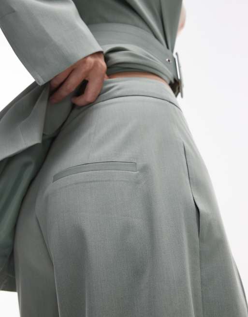 ASOS DESIGN tailored wide leg bermuda shorts in sage co ord, 5 of 5