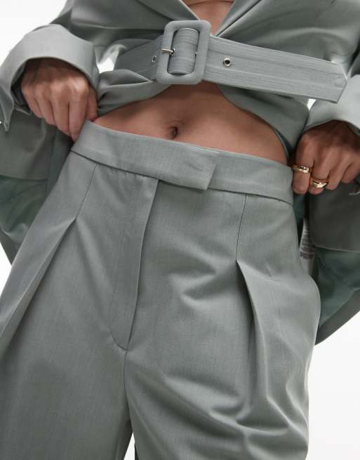 ASOS DESIGN tailored wide leg bermuda shorts in sage - part of a set, 4 of 5