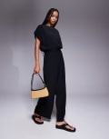 [ASOS DESIGN] ASOS DESIGN tailored wide leg crinkle textured pants in black (Part of a set) 12 Black