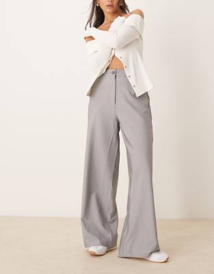 tailored wide leg dad pants in gray-Black