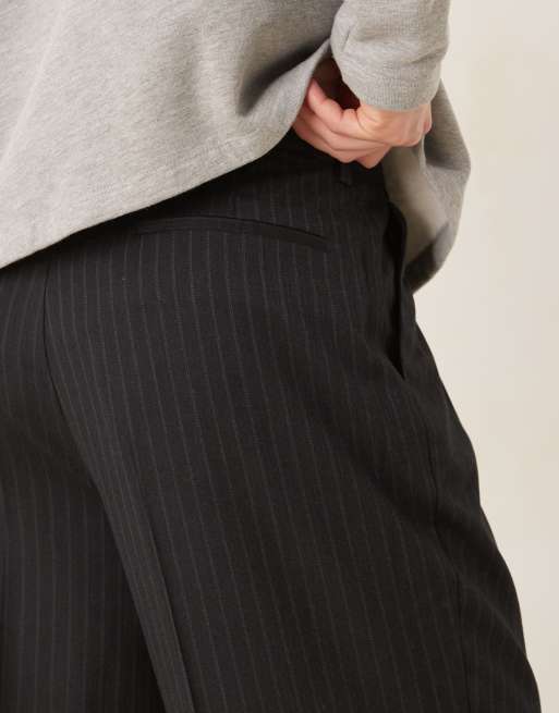 ASOS DESIGN tailored wide leg pants in navy pinstripes, 4 of 5
