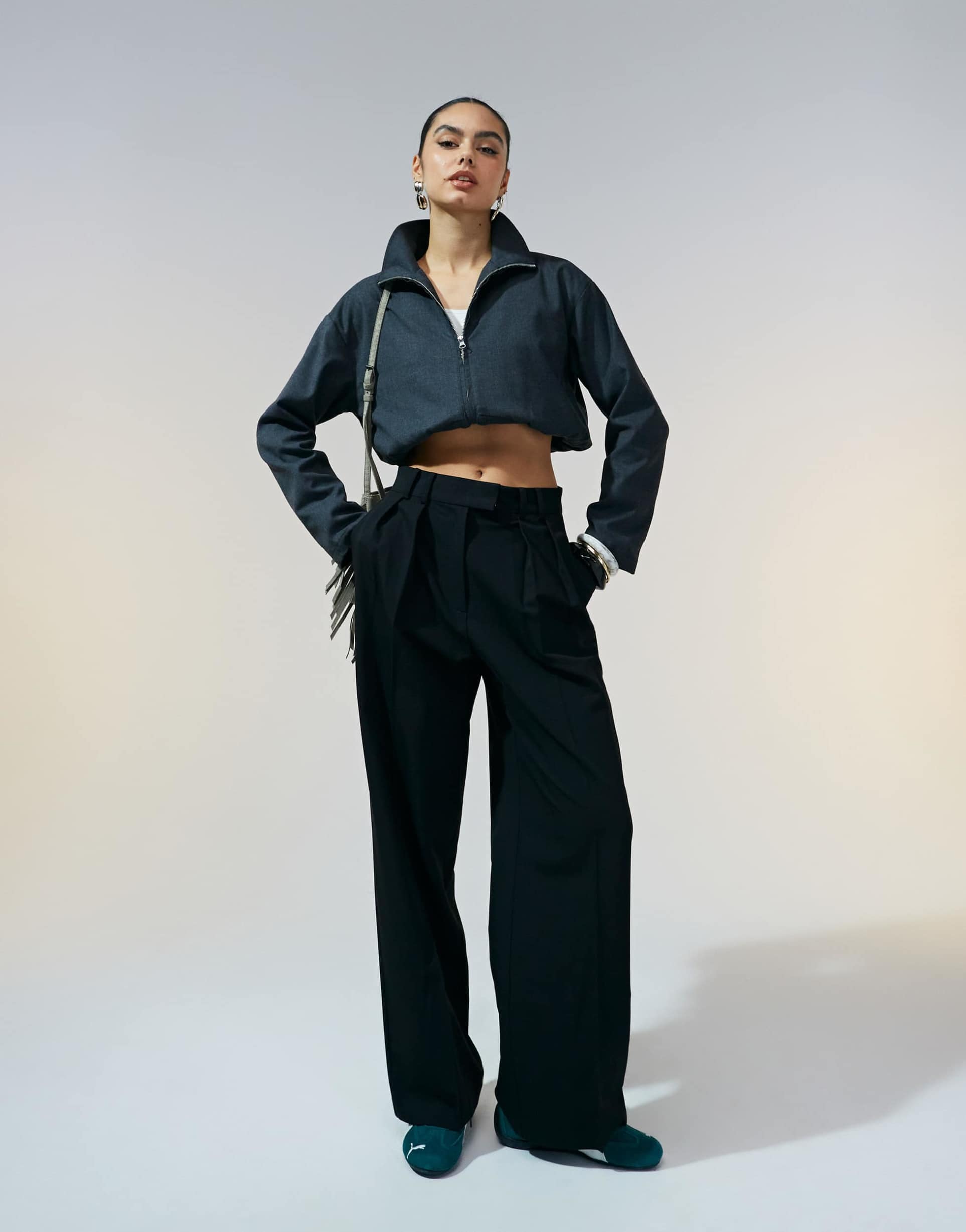asos design tailored wide leg pants with pleat detail in black