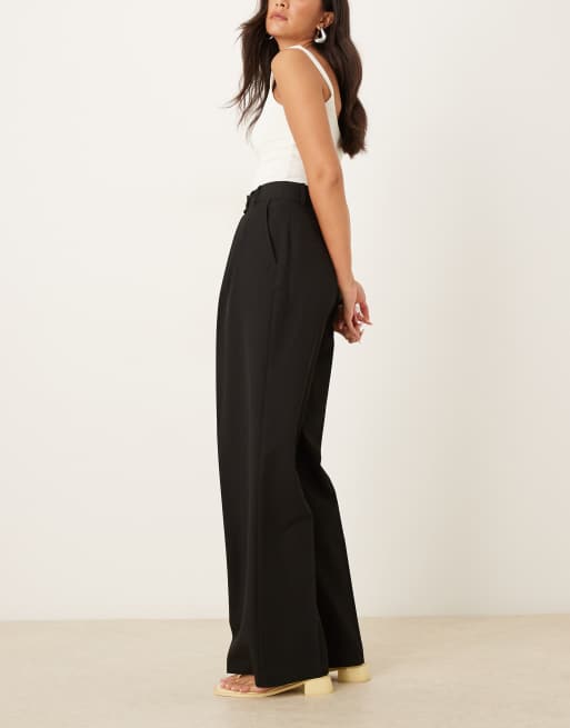 ASOS DESIGN tailored wide leg pants with pleat detail in black, 2 of 5