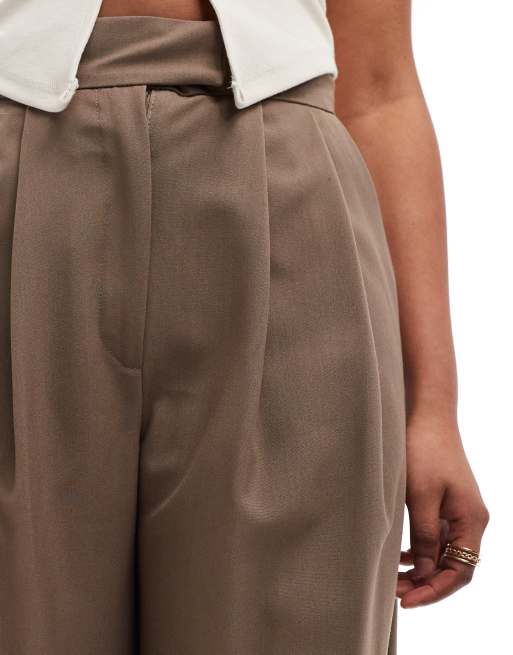 ASOS DESIGN tailored wide leg pants with pleat detail in brown, 5 of 5
