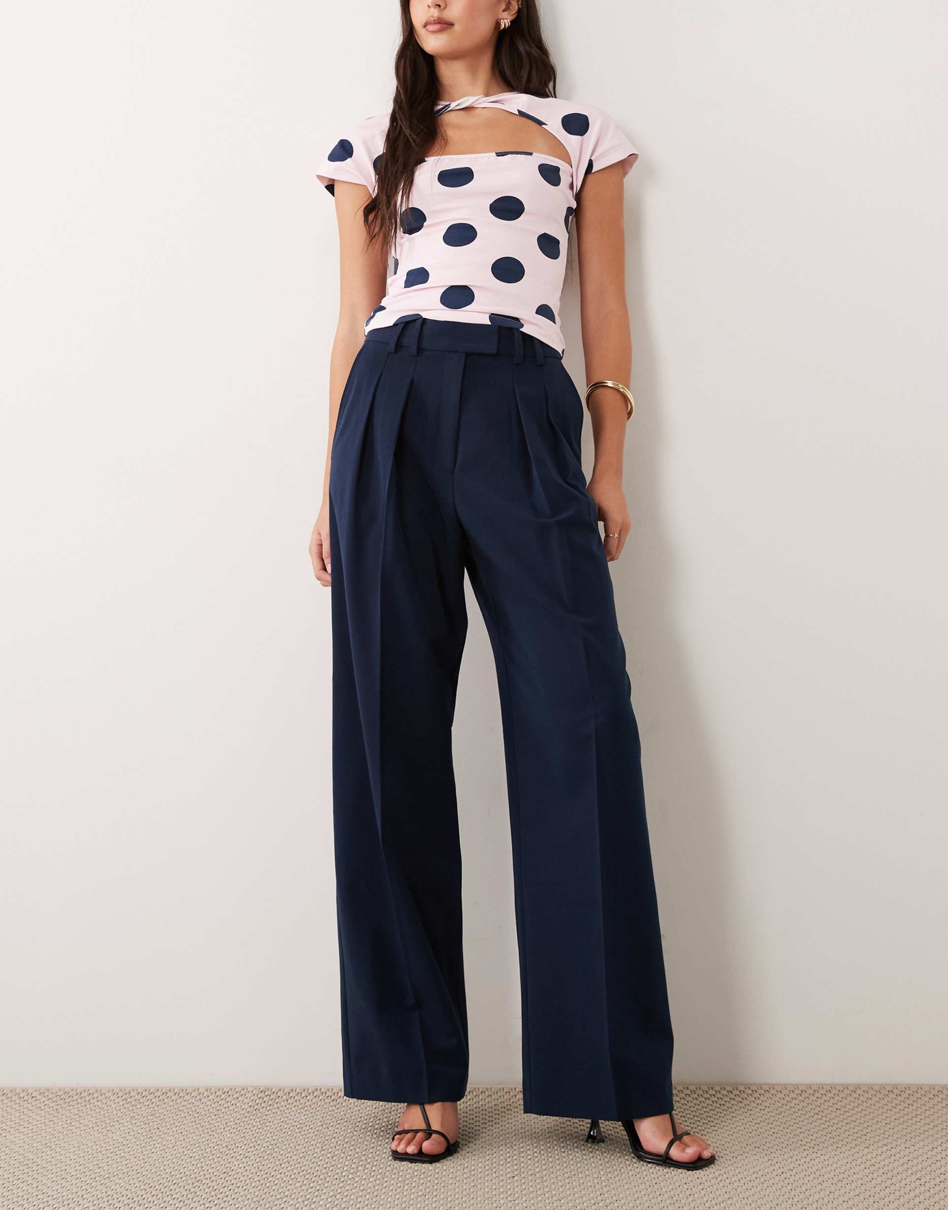 asos design tailored wide leg pants with pleat detail in navy