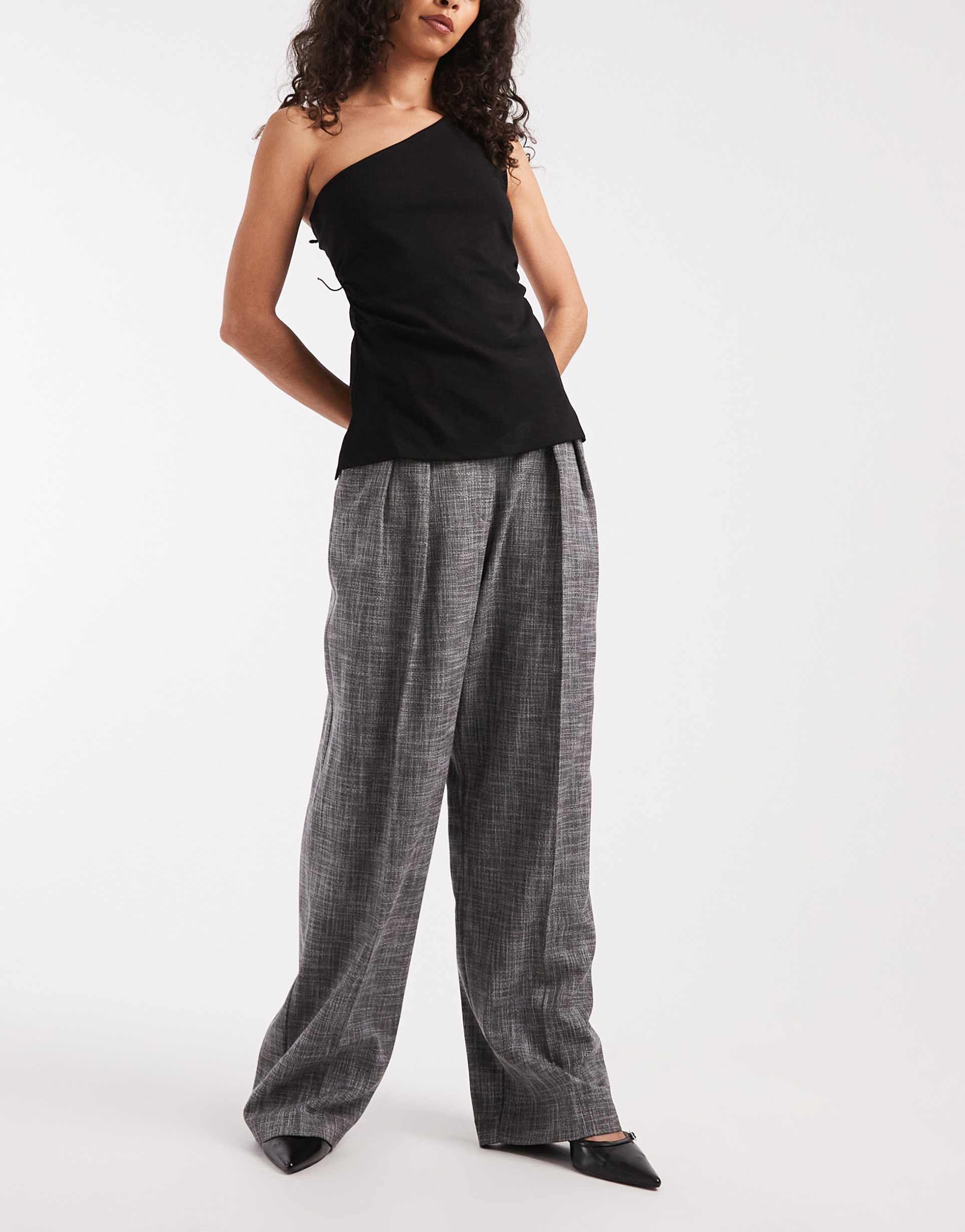 asos design tailored wide leg pleated pants in charcoal crosshatch