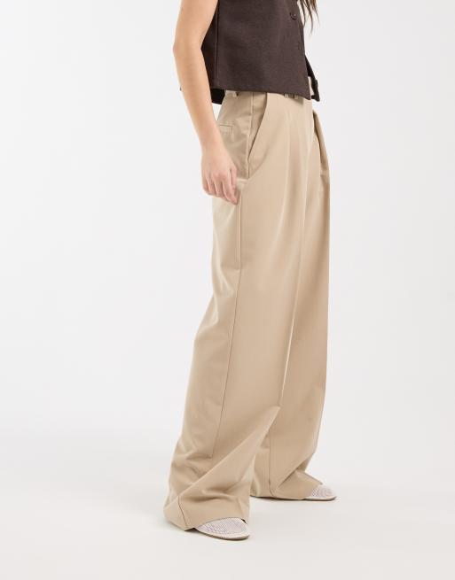 ASOS DESIGN tailored wide leg trousers with pleat detail in stone, 2 of 5