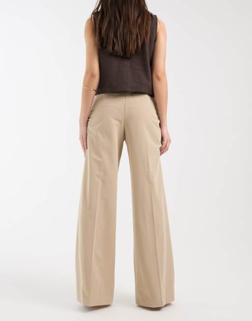 ASOS DESIGN tailored wide leg trousers with pleat detail in stone, 5 of 5