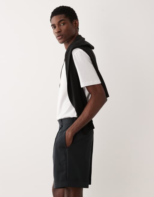 ASOS DESIGN tailored wide shorts in black twill with turnups, 3 of 5