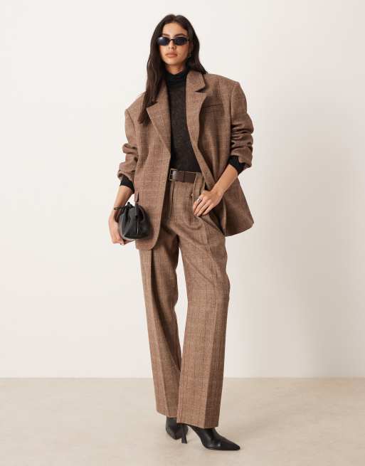 ASOS DESIGN Tailored wool blend oversized double breasted blazer in herringbone brown check, 2 of 4