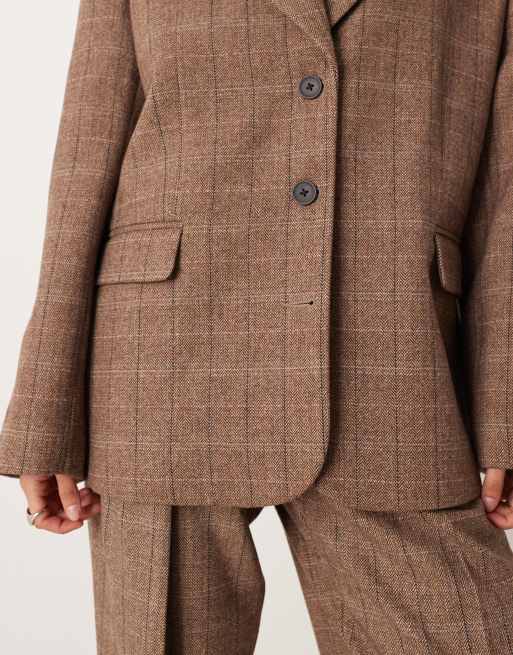 ASOS DESIGN Tailored wool blend oversized double breasted blazer in herringbone brown check, 4 of 4