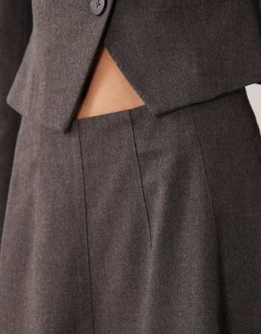 ASOS DESIGN Tailored wool look circle skirt in grey, 2 of 5