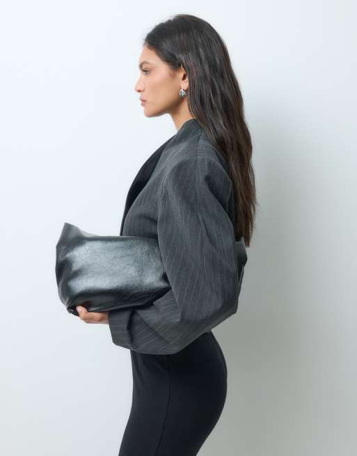 ASOS DESIGN tailored wrapped barrel sleeve blazer in charcoal stripe, 4 of 5
