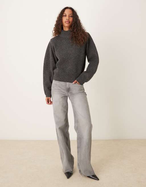 ASOS DESIGN – Taliowany grafitowy sweter z poduszkami na ramionach obszernymi ramionami, 3 z 4