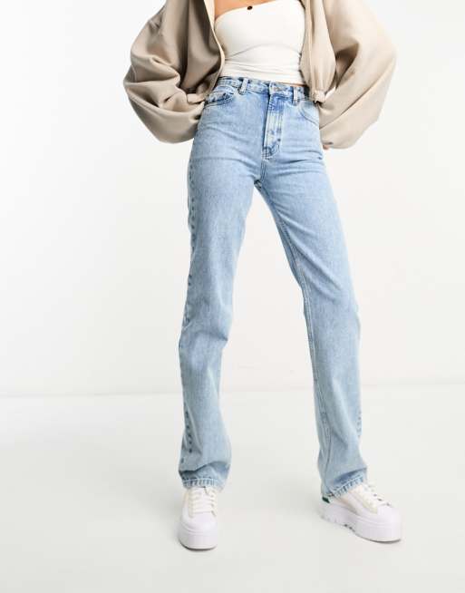 ASOS DESIGN Tall 90s straight leg jeans in vintage light wash